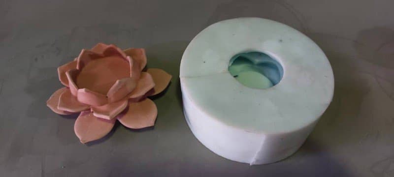 قالب سیلیکونی جای شمع گل کد ۵۲۴۵