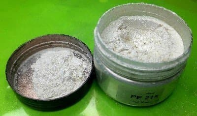 پودر اکلیل رزین و شمع