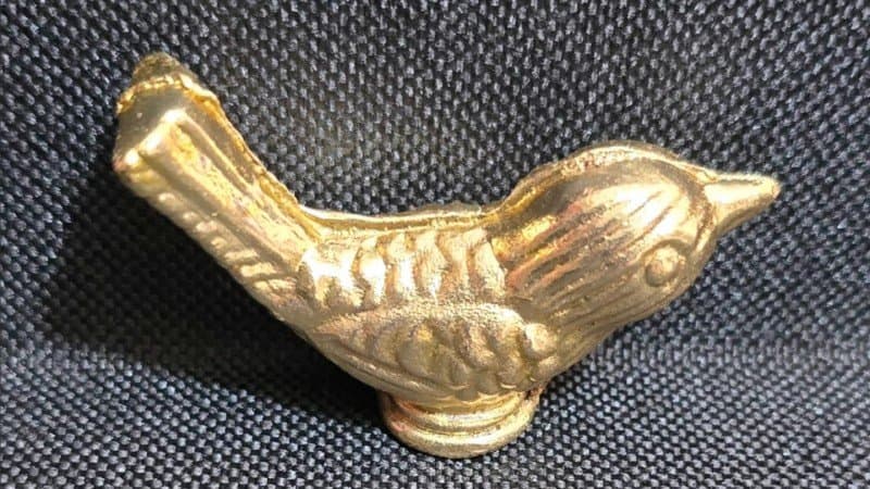 گنجشک فلزی طرح‌دار